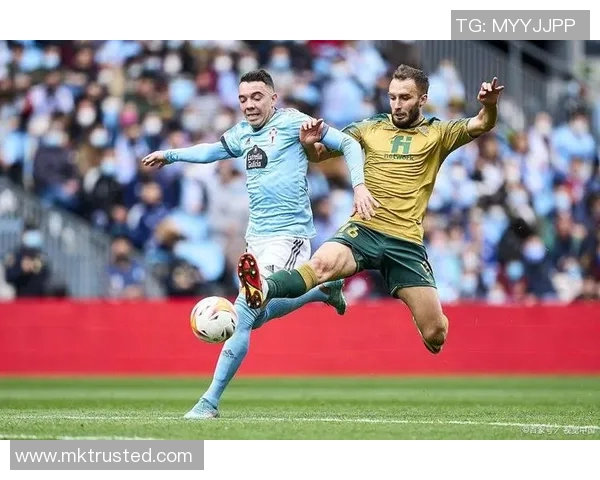 中超联赛惊现大冷门皇马狂胜尤文图斯6比2引发全场热议