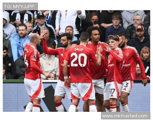 意甲激战：曼联大胜利物浦四球狂潮乌龙球成焦点解析