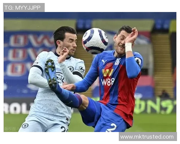 欧冠激战波尔图与切尔西握手言和战术分析揭示精彩瞬间 欧冠激战波尔图与切尔西握手言和战术分析揭示精彩瞬间