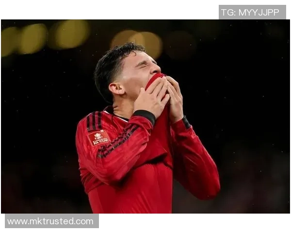 足总杯精彩对决曼联3-0逆袭巴萨战术解析与瞬间回顾