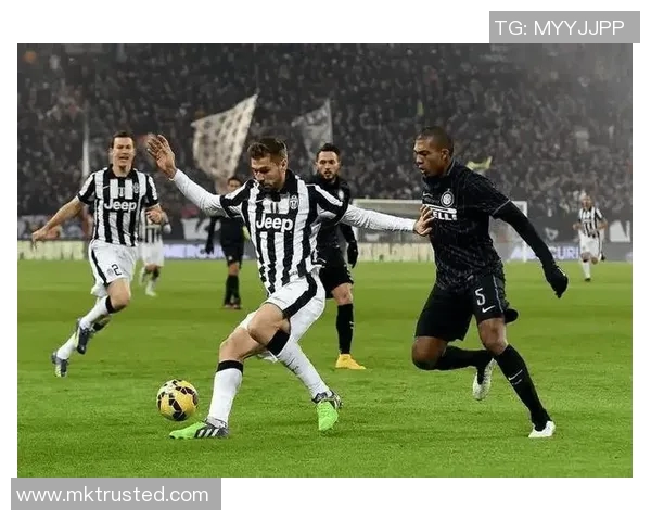 德甲焦点战尤文图斯与多特蒙德互交白卷争议判罚引发全场热议 德甲焦点战尤文图斯与多特蒙德互交白卷争议判罚引发全场热议