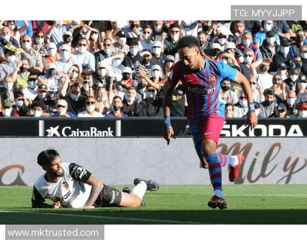 中超精彩对决多特蒙德凭帽子戏法力克巴萨战术分析全景呈现