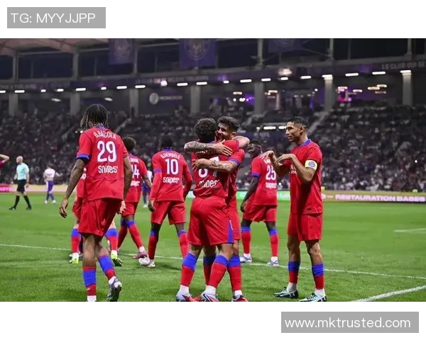 切尔西友谊赛大胜巴黎圣日耳曼帽子戏法引爆全场精彩瞬间回顾