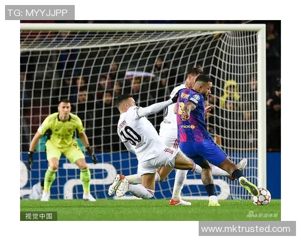 国王杯激战本菲卡与巴萨平局红牌事件引发全场热议与数据分析