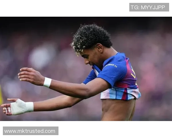 国王杯精彩对决里昂大胜阿森纳五球横扫引发全场轰动